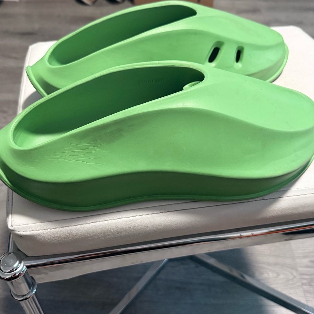 Engineered for recovery. Designed for tomorrow. The FCTRY LAb Knight RNR V1.0